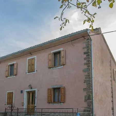 Villa Belle With Pool For Max 12 Persons In