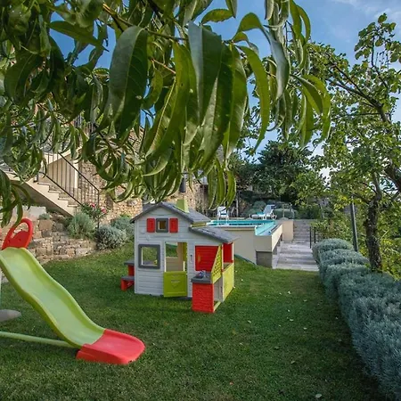 Belle With Pool For Max 12 Persons In Villa