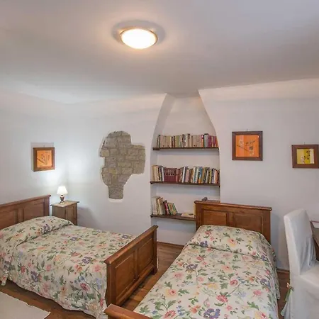 Vila Belle With Pool For Max 12 Persons In