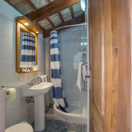 Belle With Pool For Max 12 Persons In *